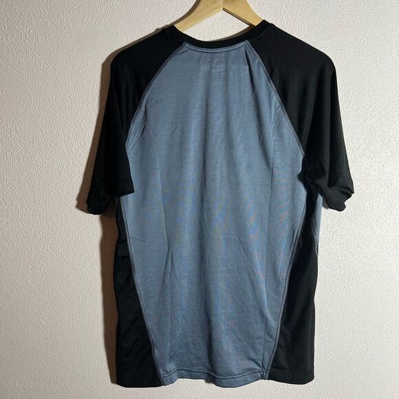 Fila tee shirt men’s size medium - Picture 2 of 6